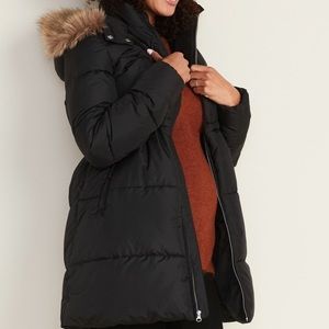 Maternity Hooded Puffer Jacket
